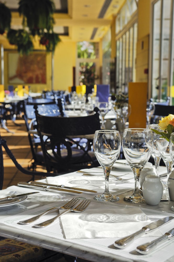 VIK Hotel San Antonio — Restaurant & bars in Puerto del Carmen, Canary Islands