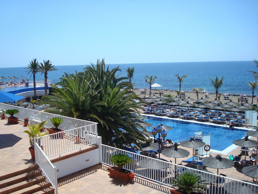VIK Hotel San Antonio — Swimming pool in Puerto del Carmen, Canary Islands
