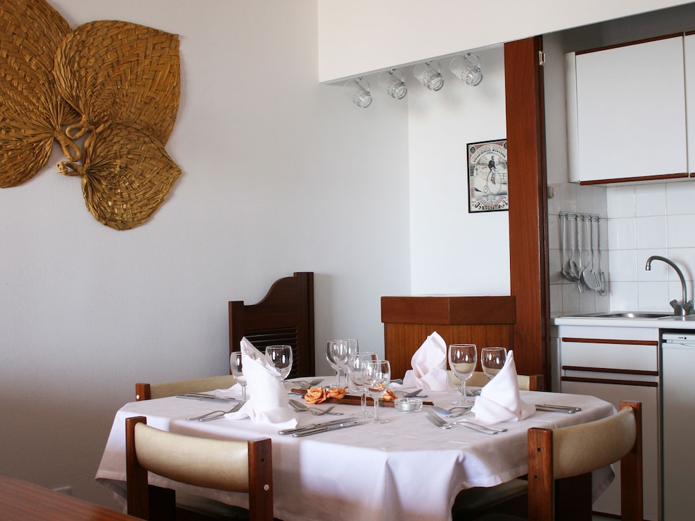 Portobelo Vilamoura Hotel — Restaurant & bars in Vilamoura, Faro