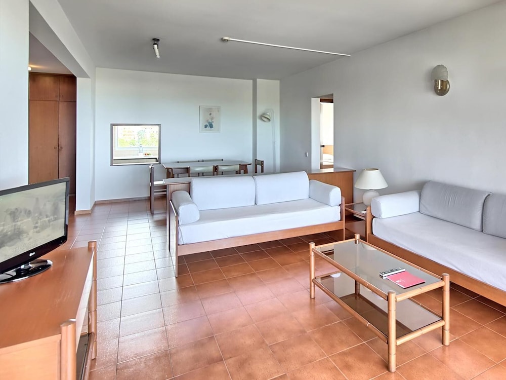 Portobelo Vilamoura Hotel — Hotel rooms in Vilamoura, Faro