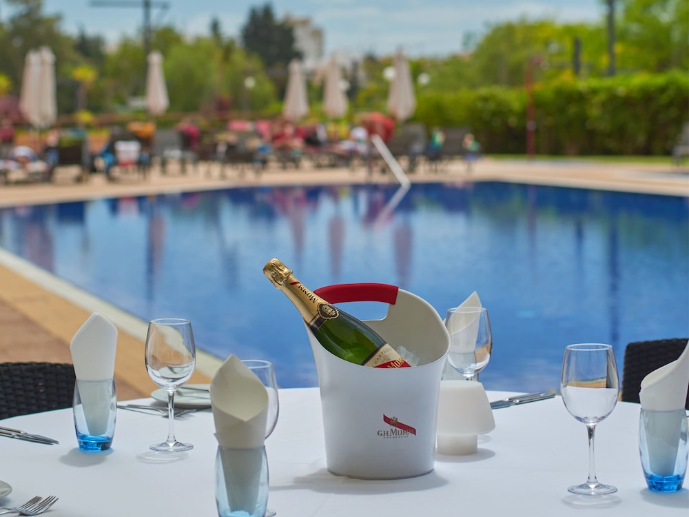 Portobelo Vilamoura Hotel — Restaurant & bars in Vilamoura, Faro