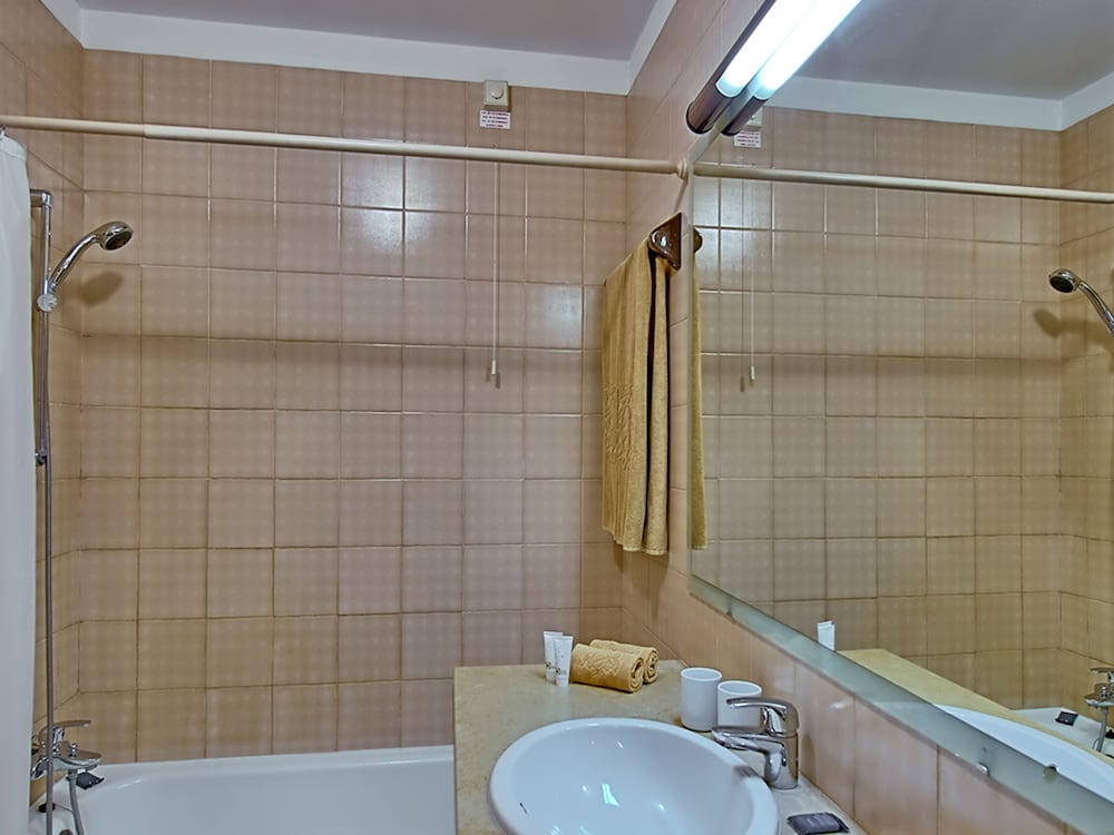 Portobelo Vilamoura Hotel — Hotel rooms in Vilamoura, Faro