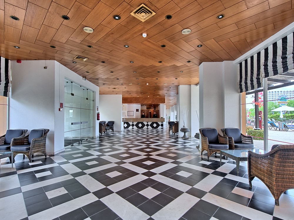 Portobelo Vilamoura Hotel — Hotel building in Vilamoura, Faro