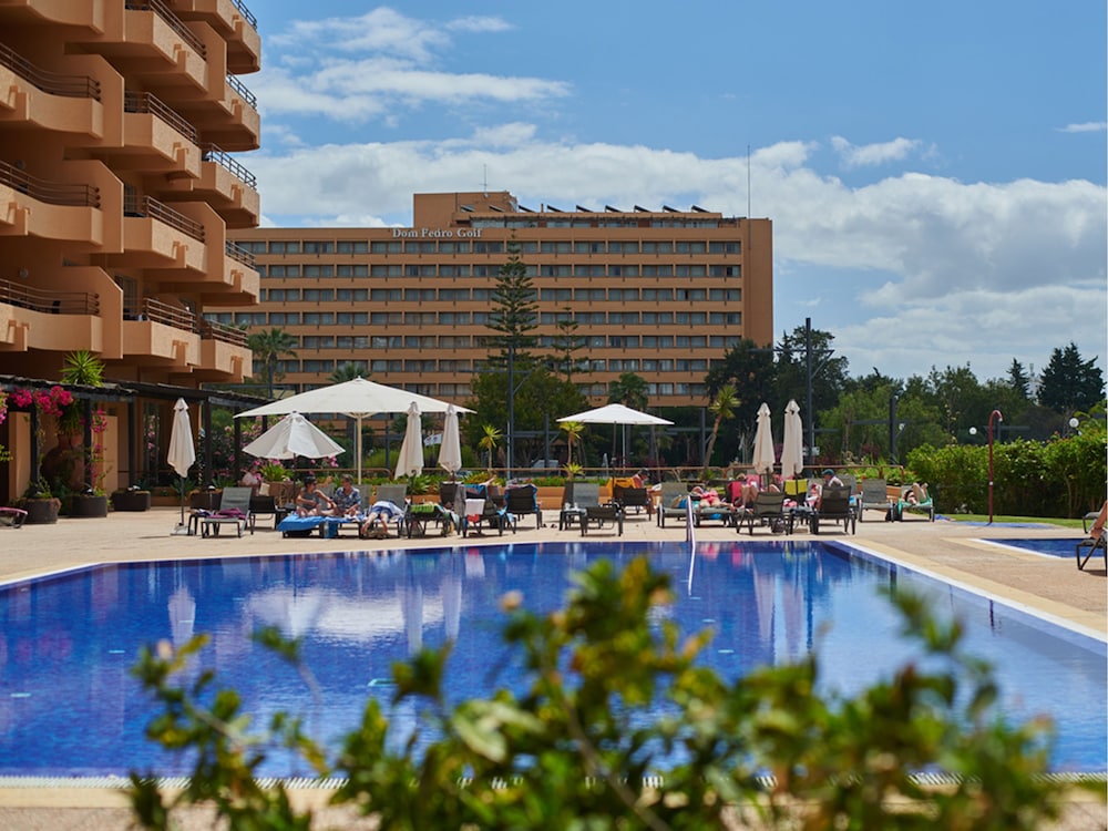 Portobelo Vilamoura Hotel — Swimming pool in Vilamoura, Faro