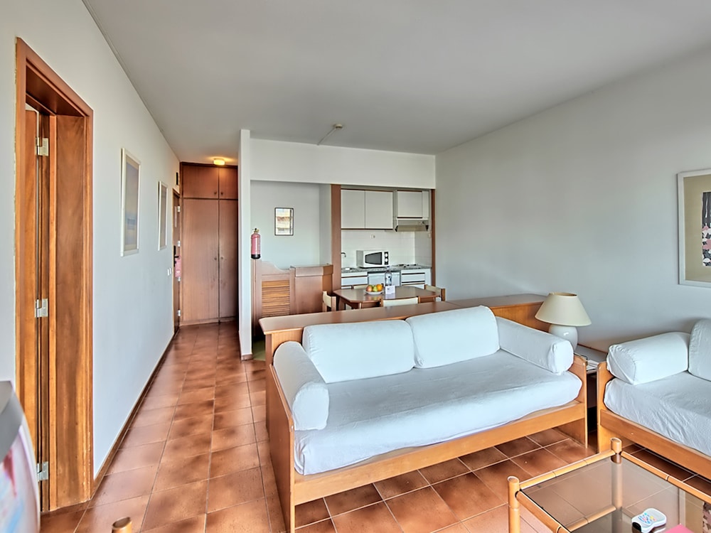 Portobelo Vilamoura Hotel — Hotel rooms in Vilamoura, Faro