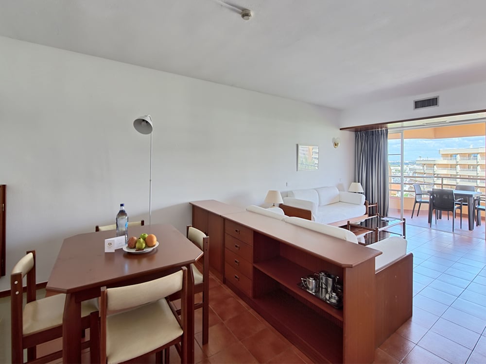 Portobelo Vilamoura Hotel — Hotel rooms in Vilamoura, Faro
