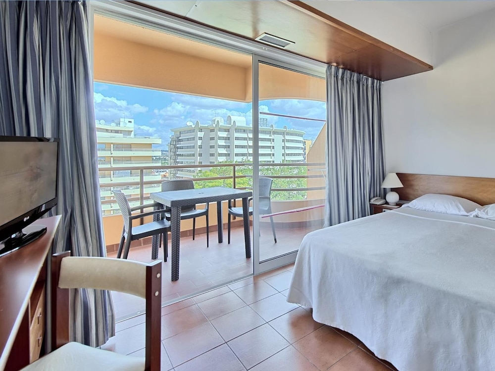 Portobelo Vilamoura Hotel — Hotel rooms in Vilamoura, Faro