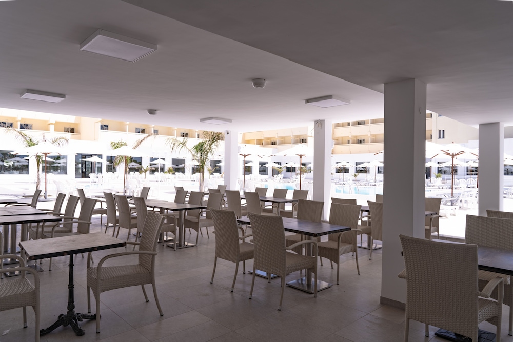 Hotel Dar Khayam — Restaurant & bars in Hammamet, Nabeul