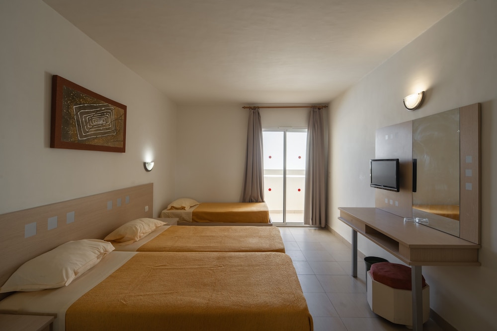 Hotel Dar Khayam — Hotel rooms in Hammamet, Nabeul