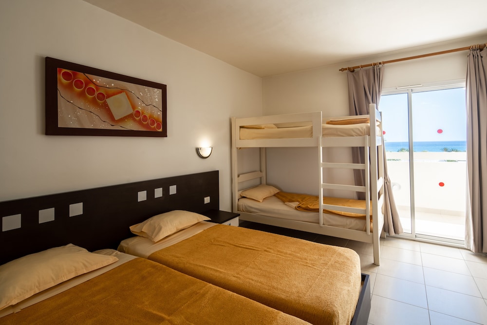 Hotel Dar Khayam — Hotel rooms in Hammamet, Nabeul