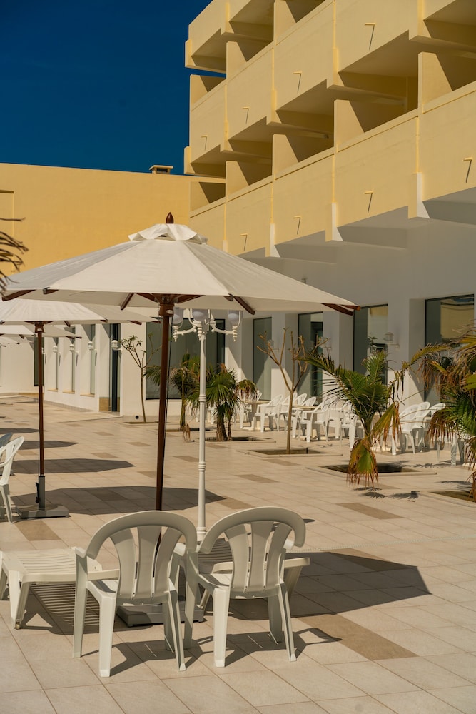 Hotel Dar Khayam — Hotel building in Hammamet, Nabeul