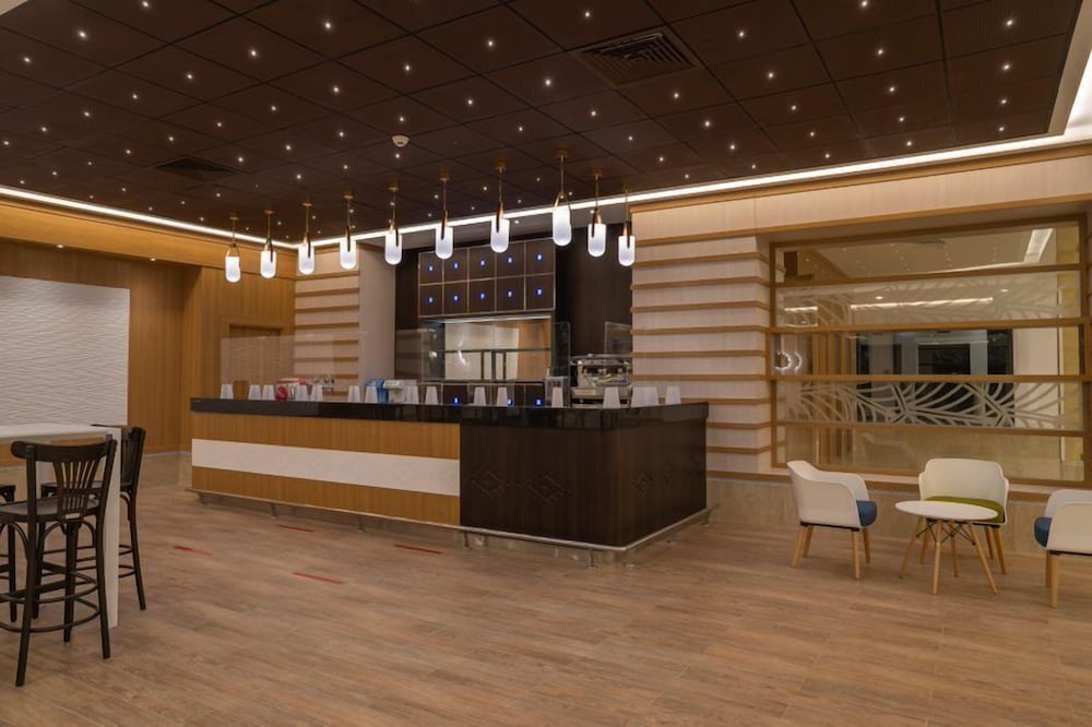 Hotel Dar Khayam — Restaurant & bars in Hammamet, Nabeul