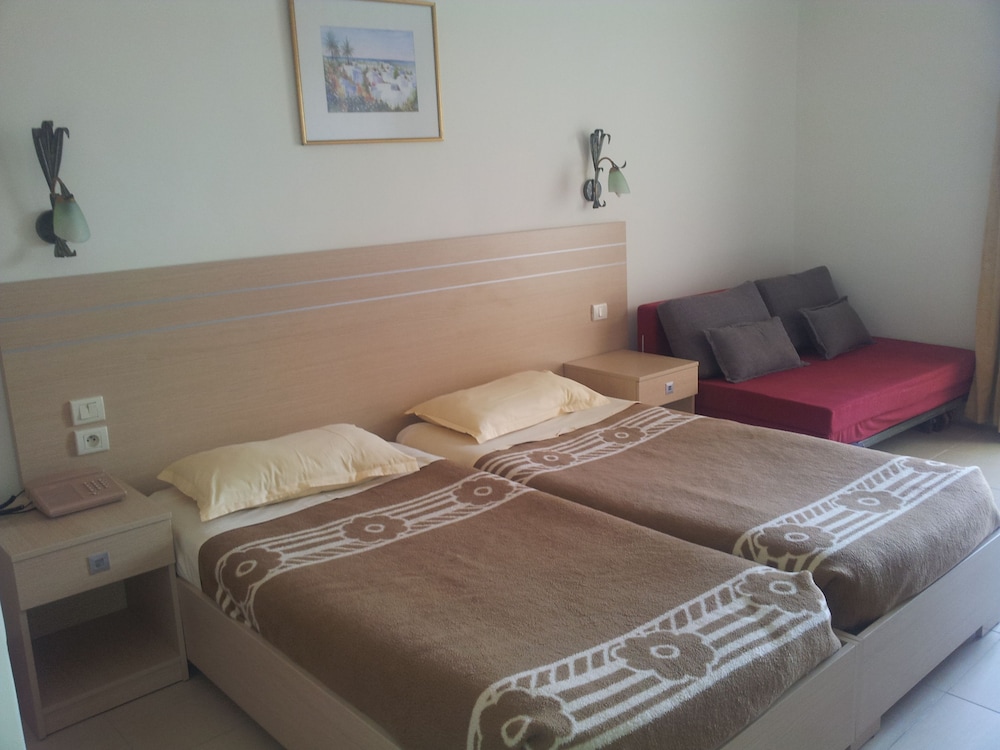 Hotel Dar Khayam — Hotel rooms in Hammamet, Nabeul