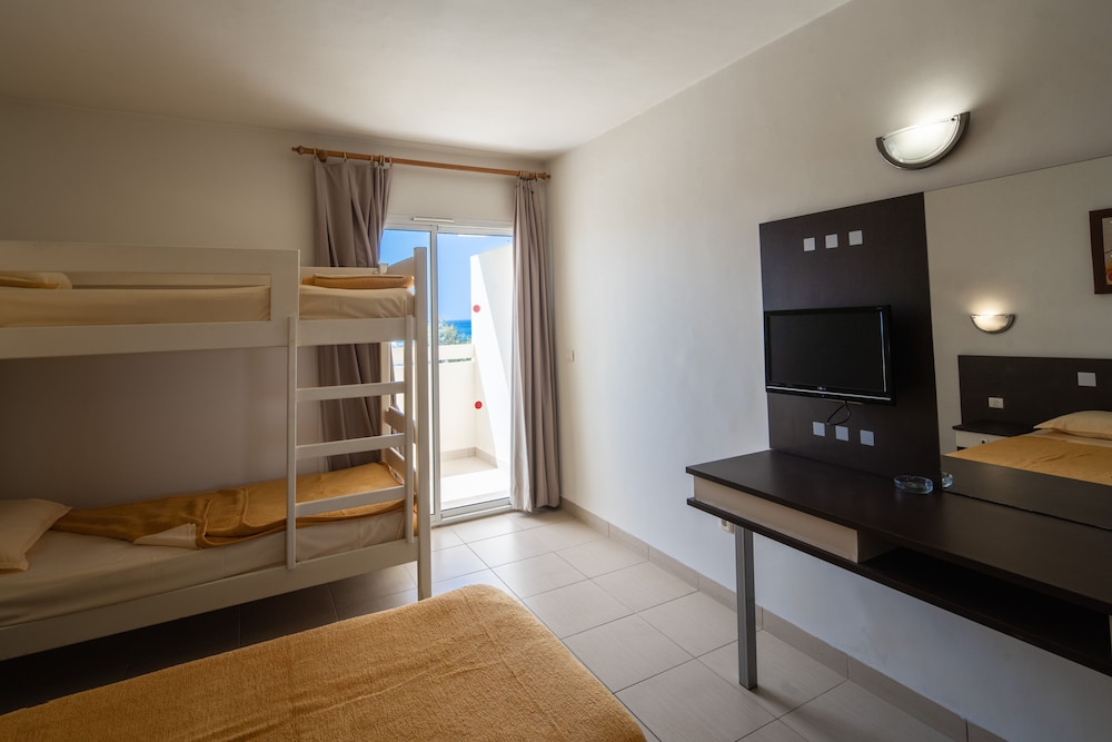 Hotel Dar Khayam — Hotel rooms in Hammamet, Nabeul