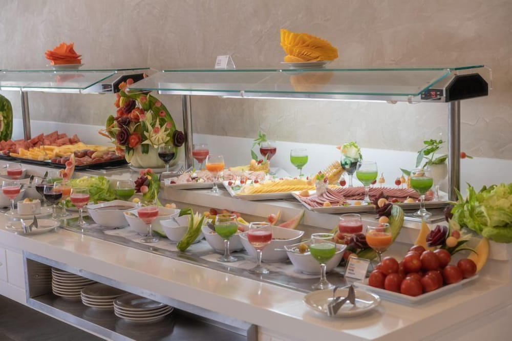 Hotel Dar Khayam — Restaurant & bars in Hammamet, Nabeul