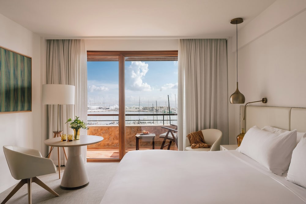 Hotel Victoria Gran Meliá — Hotel rooms in Palma de Mallorca, Balearic Islands