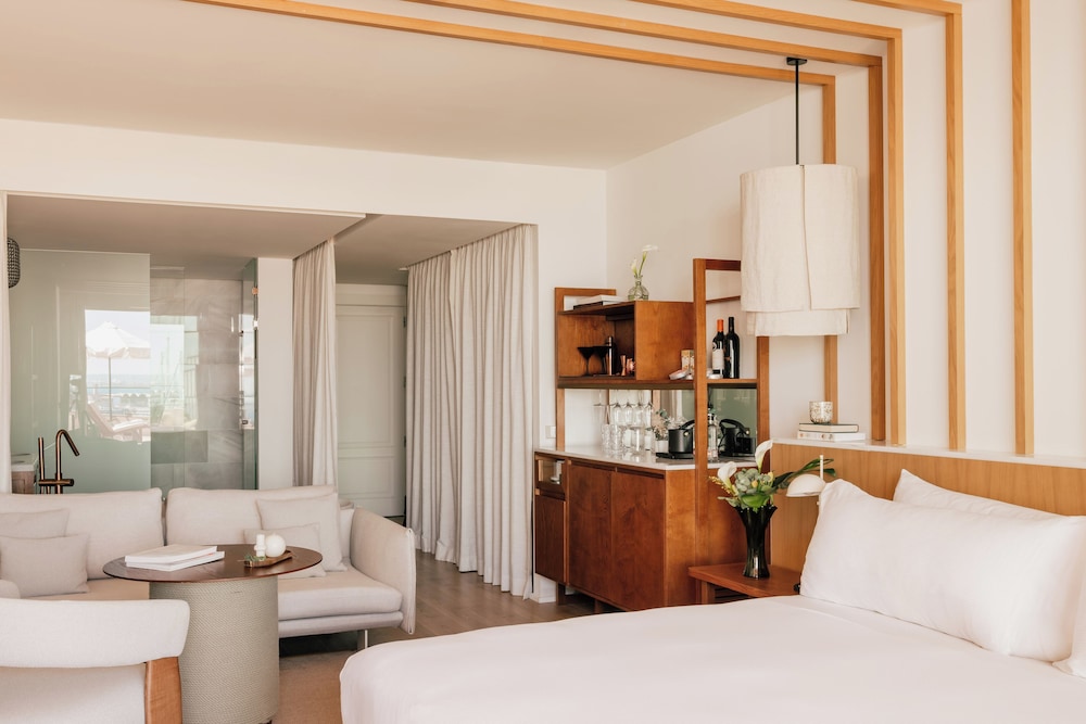 Hotel Victoria Gran Meliá — Hotel rooms in Palma de Mallorca, Balearic Islands