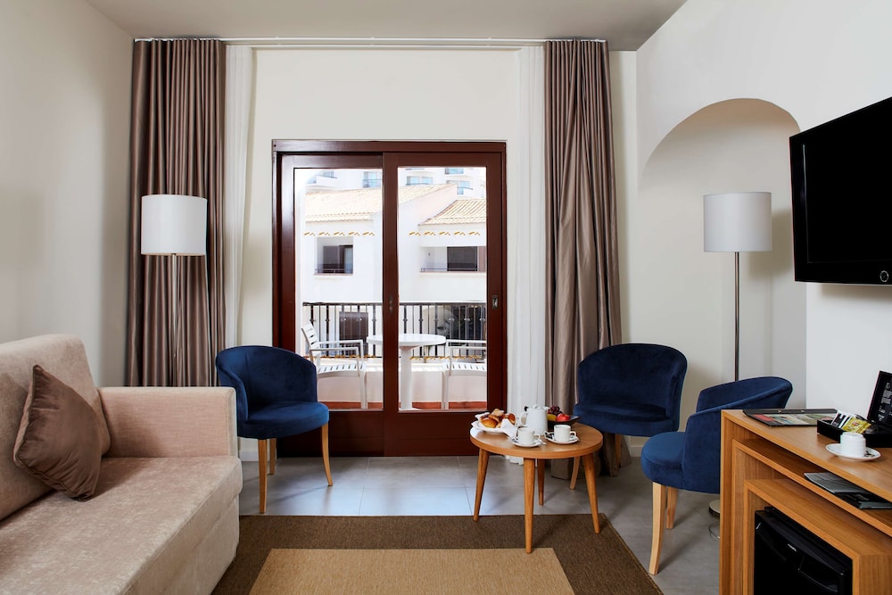 NH Lagos Algarve Resort — Hotel rooms in Lagos, Faro