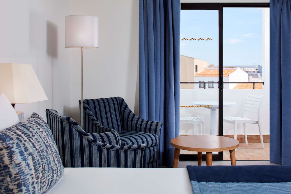 NH Lagos Algarve Resort — Hotel rooms in Lagos, Faro