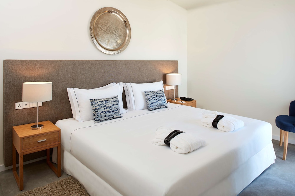 NH Lagos Algarve Resort — Hotel rooms in Lagos, Faro