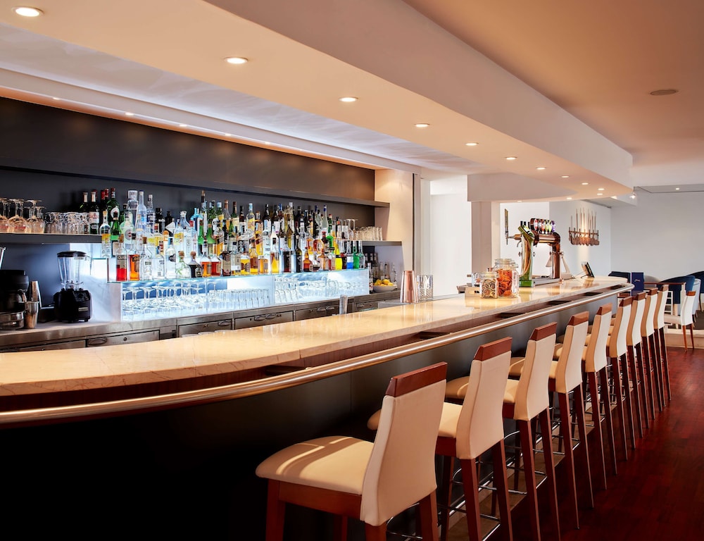 NH Lagos Algarve Resort — Restaurant & bars in Lagos, Faro