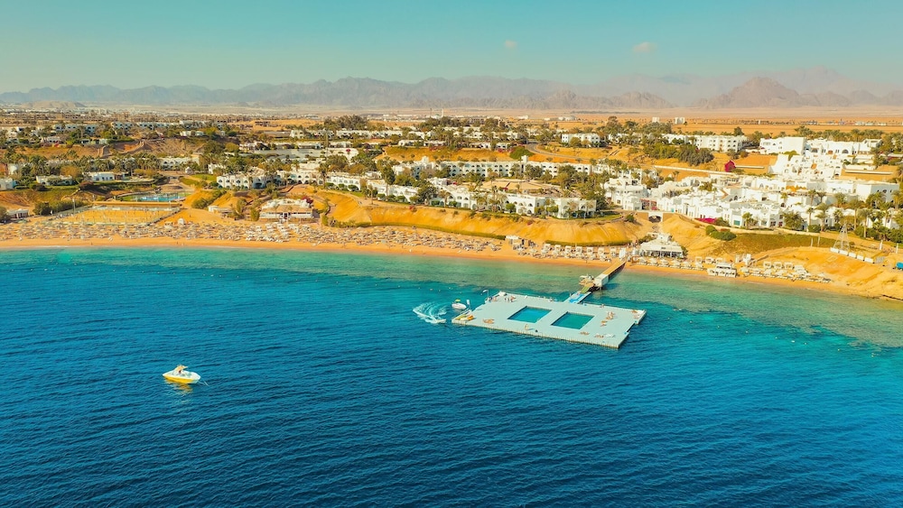 Domina Coral Bay Resort, Diving , Spa & Casino — Beach in Sharm El Sheikh, South Sinai