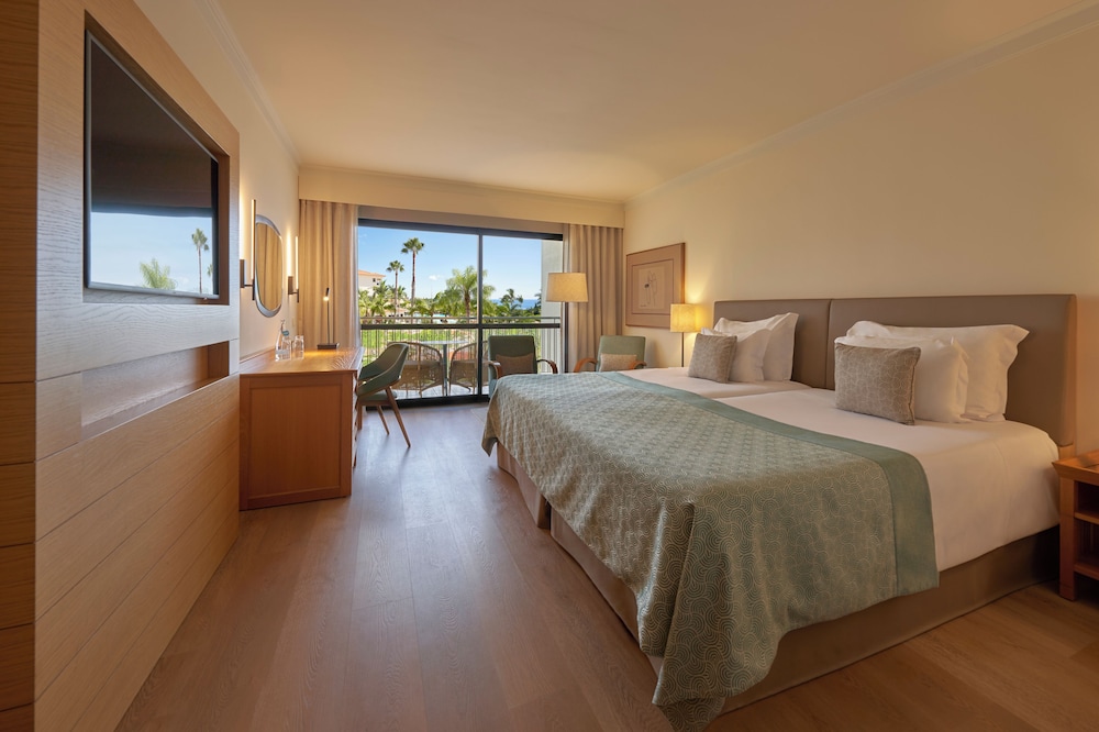 Porto Mare Hotel, by PortoBay — Hotel rooms in Funchal, Madeira