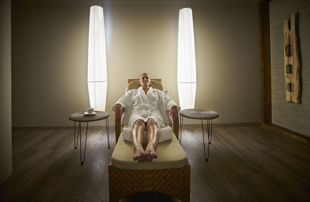 Porto Mare Hotel, by PortoBay — Spa in Funchal, Madeira