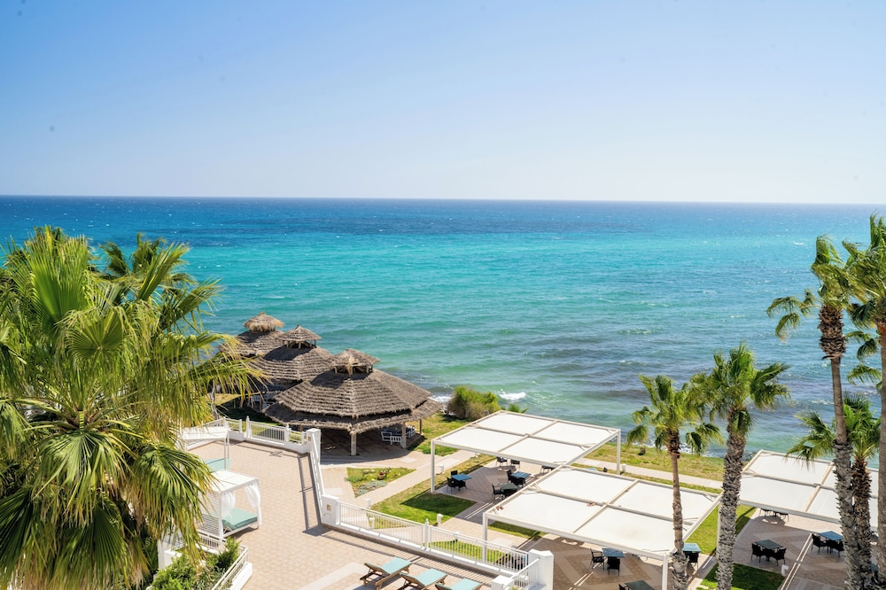 Hotel Bel Azur Thalasso & Bungalows — Beach in Hammamet, Nabeul