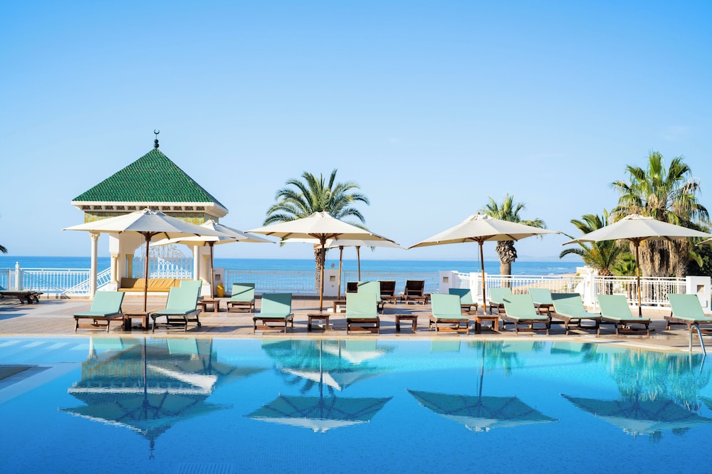 Hotel Bel Azur Thalasso & Bungalows — Swimming pool in Hammamet, Nabeul