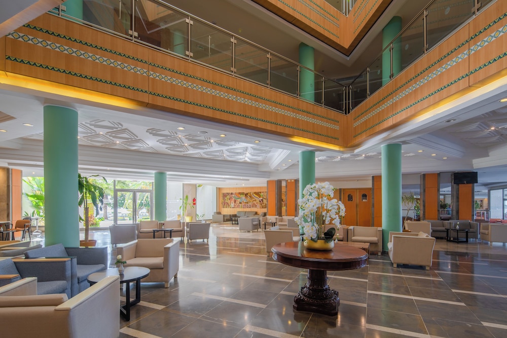 Hotel Bel Azur Thalasso & Bungalows — Hotel building in Hammamet, Nabeul