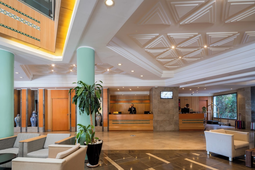 Hotel Bel Azur Thalasso & Bungalows — Hotel building in Hammamet, Nabeul