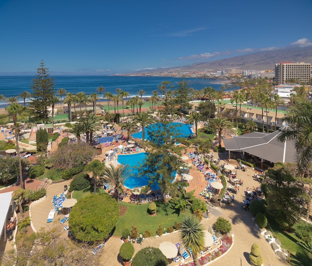 H10 Las Palmeras — Swimming pool in Playa de las Americas, Canary Islands