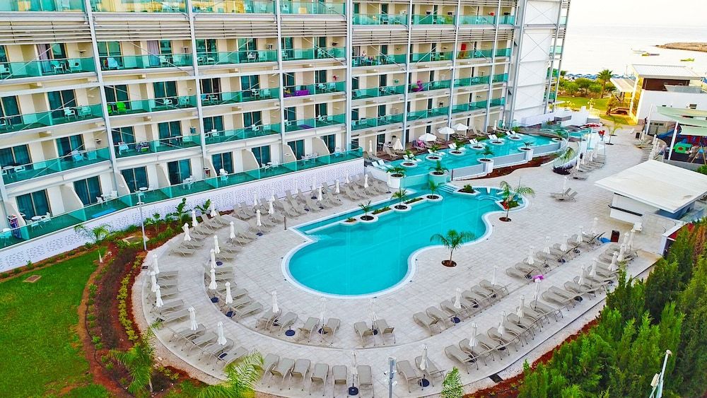 Asterias Beach Hotel - zdjęcie 4
