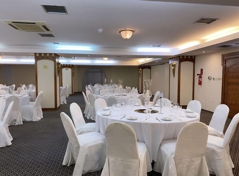 Navarria Hotel — Restaurant & bars in Limassol, Limassol Region