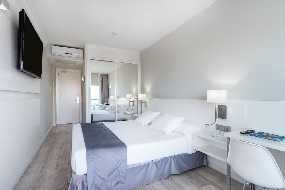 Hotel Caserío — Hotel rooms in Playa del Ingles, Canary Islands