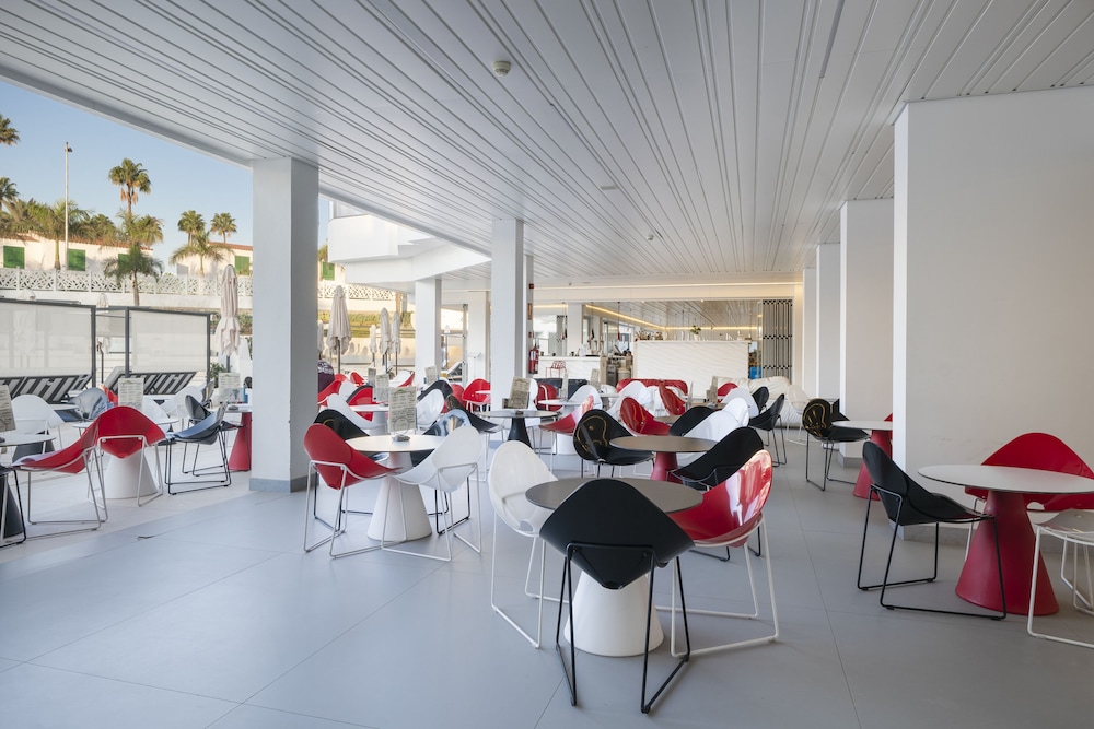 Hotel Caserío — Restaurant & bars in Playa del Ingles, Canary Islands