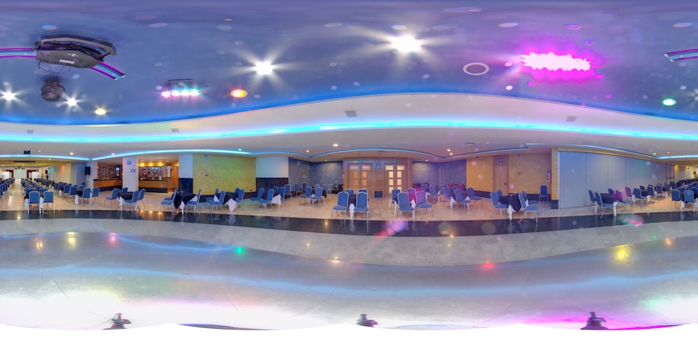 Hotel Puente Real — Restaurant & bars in Torremolinos, Andalusia