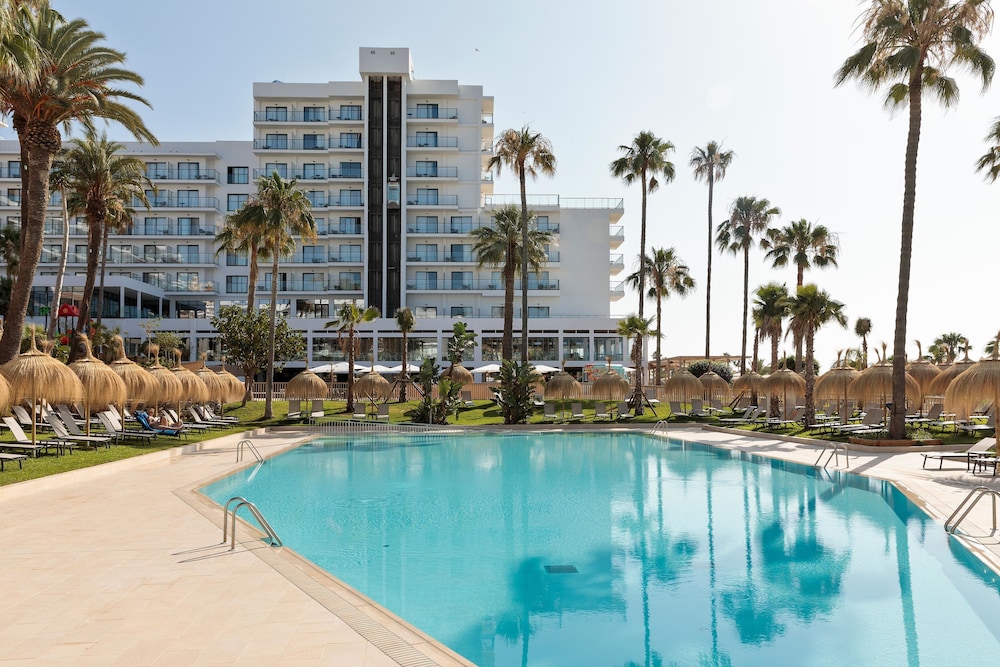 Hotel Best Tritón — Swimming pool in Benalmadena, Andalusia