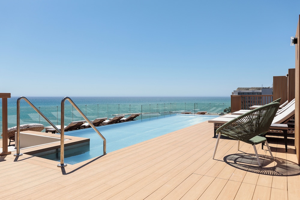 Hotel Best Tritón — Swimming pool in Benalmadena, Andalusia