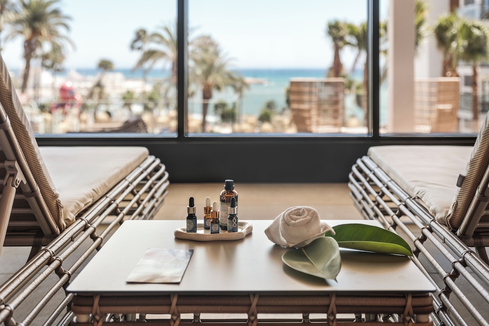 Hotel Best Tritón — Spa in Benalmadena, Andalusia
