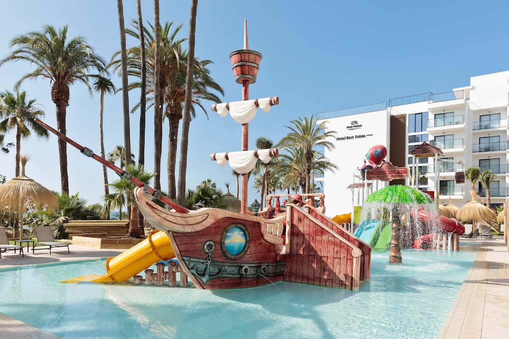 Hotel Best Tritón — Attractions for children in Benalmadena, Andalusia