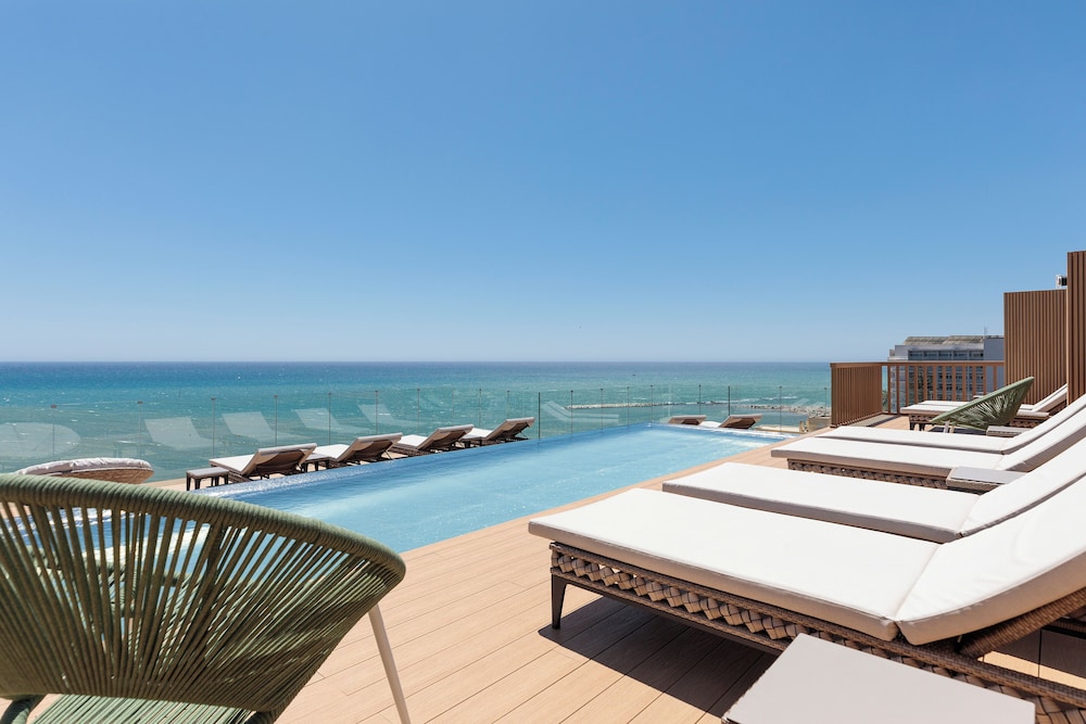 Hotel Best Tritón — Swimming pool in Benalmadena, Andalusia