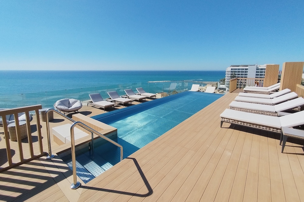 Hotel Best Tritón — Swimming pool in Benalmadena, Andalusia