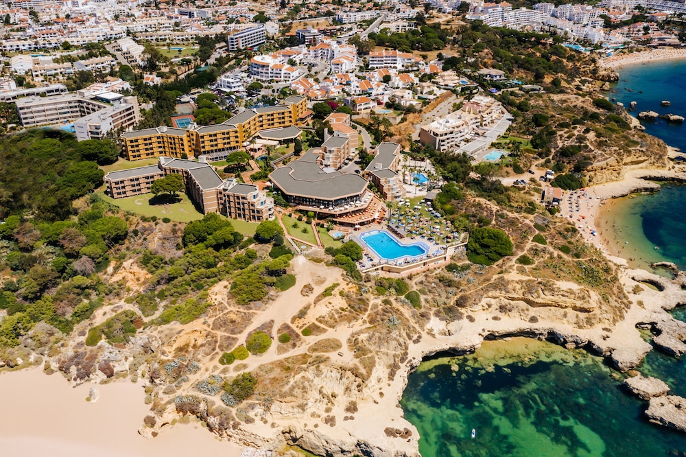 Auramar Beach Resort — Main photo in Albufeira, Faro