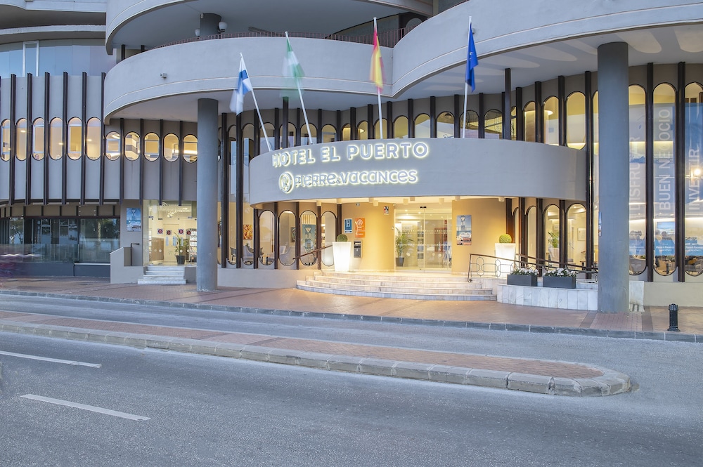 Hotel El Puerto by Pierre & Vacances — Hotel building in Fuengirola, Andalusia