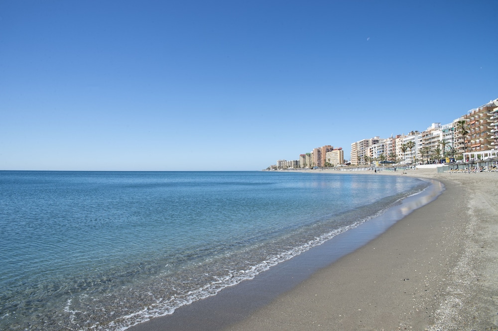 Hotel El Puerto by Pierre & Vacances — Beach in Fuengirola, Andalusia