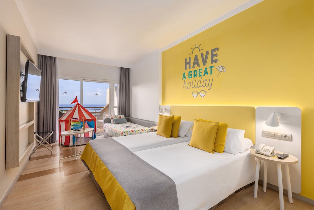 Abora Continental by Lopesan Hotels - All Inclusive — Hotel rooms in Playa del Ingles, Canary Islands