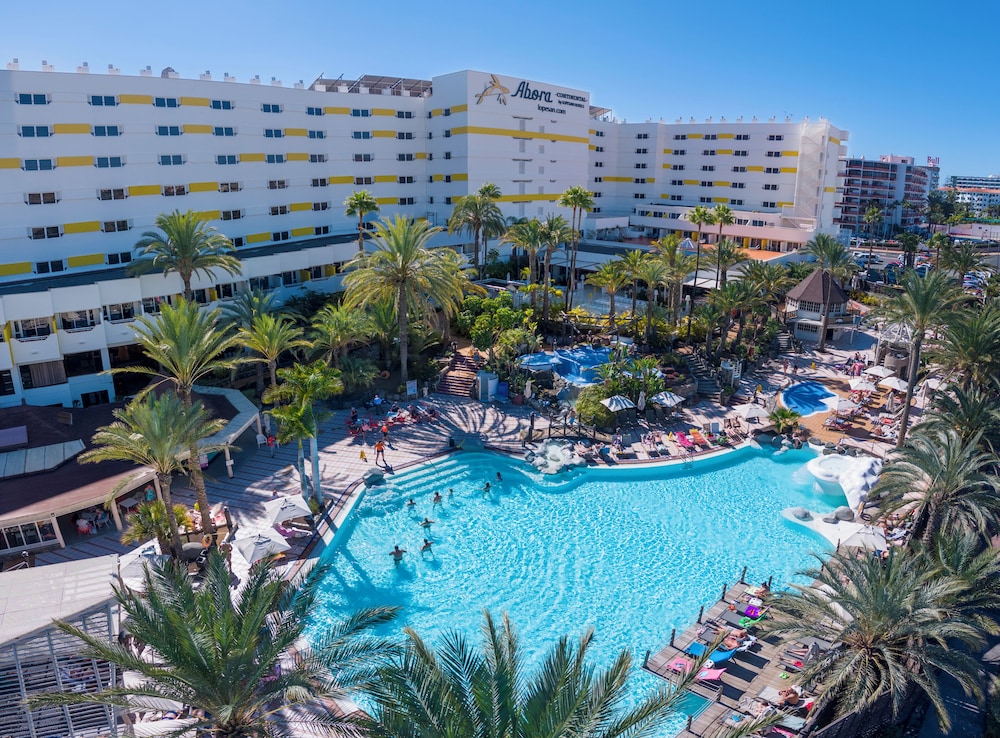 Abora Continental by Lopesan Hotels - All Inclusive — Swimming pool in Playa del Ingles, Canary Islands
