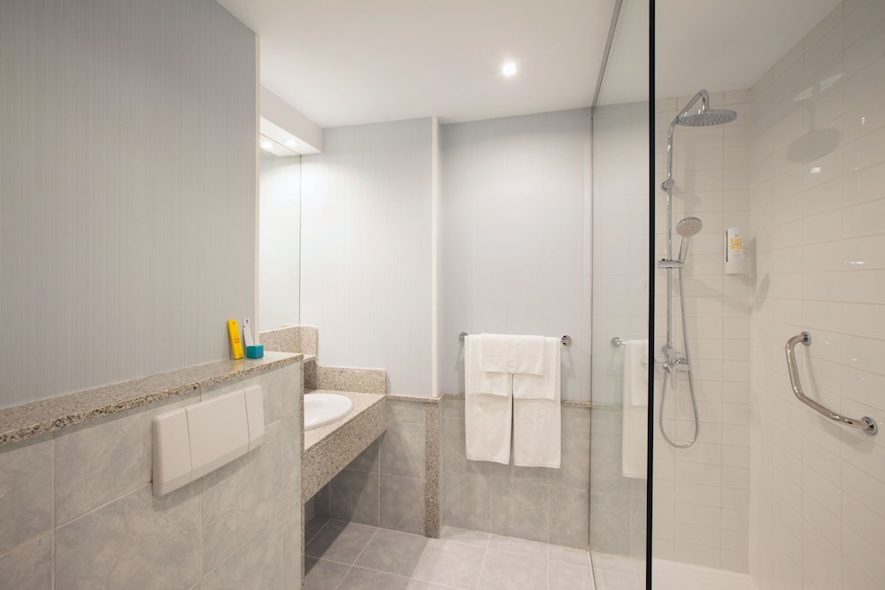 Abora Continental by Lopesan Hotels - All Inclusive — Hotel rooms in Playa del Ingles, Canary Islands